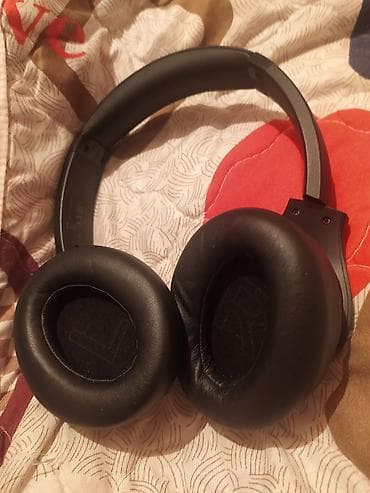 Чехлы: Беспроводные накладные/полноразмерные наушники, закрытого типа — 1