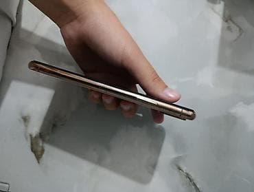 куплю iphone 5s: IPhone XS, цвет Gold - Экран 5.8", OLED Super Retina (2436×1125) — 2