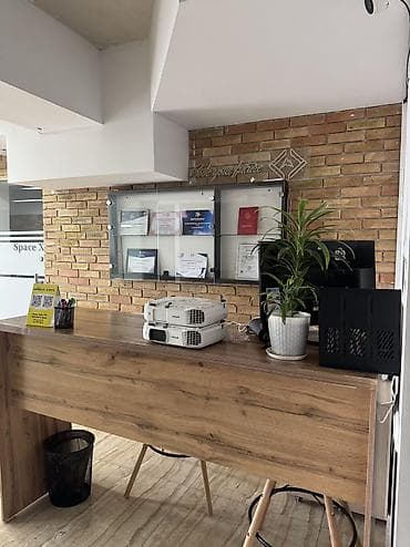 бизнес центр офис: Аренда офисов, 228 м², В бизнес центре, 1 линия, С отдельным сан узлом, С системой безопасности — 5