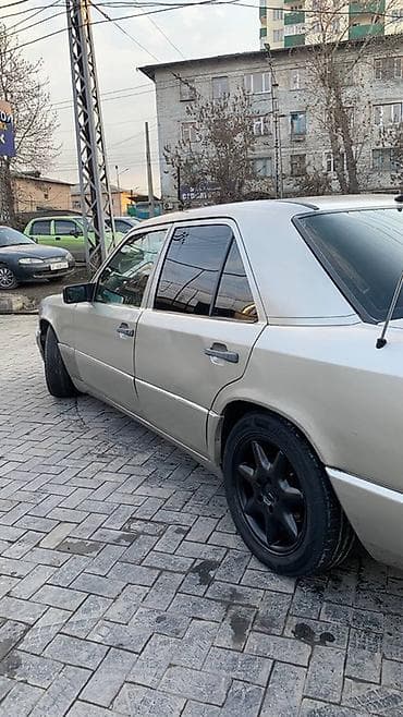 Транспорт: Mercedes-Benz W124: 1986 г., Кол менен иштөөчү, Седан — 3