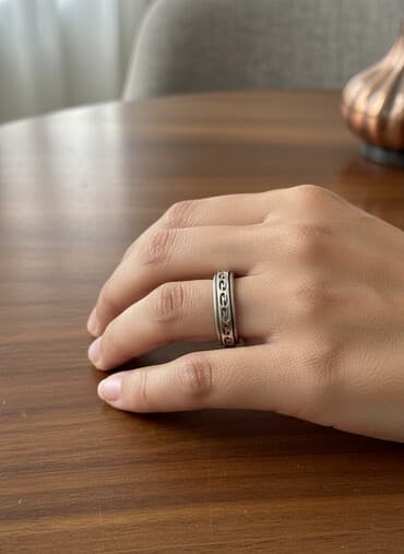 Кольцо, Проба 925, Мужские, Без вставки, Б/у at lalafo.kg Кольцо, Проба 925, Мужские, Без вставки, Б/у