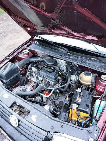 венте: Volkswagen Vento: 1992 г., 1.8 л, Механика, Бензин, Седан — 5