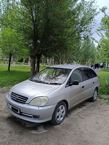 Toyota Nadia: 1999 г., 2 л, Автомат, Бензин, Минивэн