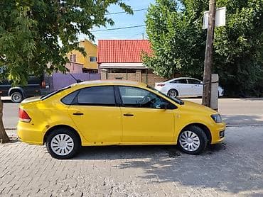 Volkswagen Polo: 2019 г., Кол менен иштөөчү, Бензин, Седан