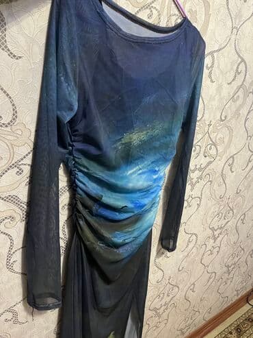 прокат карнавальных костюмов в бишкеке бишкек: 1) платье в сетку - 850 сом (размер S) 2) Черное платье с капюшоном - — 3