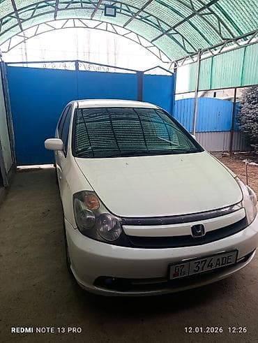 chevrolet rezzo: Honda Stream: 2004 г., 2 л, Автомат, Бензин, Минивэн — 3