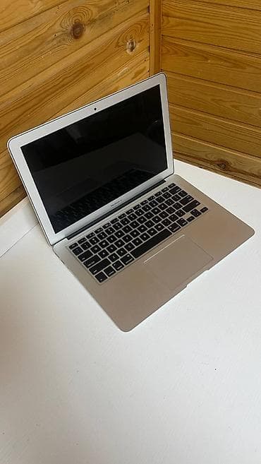Ноутбуки Apple (MacBook): Продаю Macbook Air 13 2014 - Процессор: Intel Core i5 - Оперативная — 2