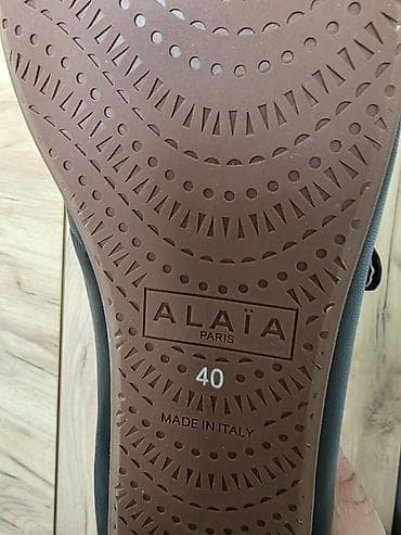 Балетки Alaïa Paris, модель Mary Jane - Материал: натуральная кожа — 3