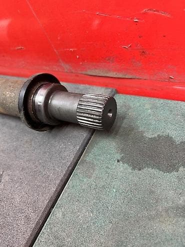 балансирный вал: Вал промежуточный Nissan Cefiro A32 VQ25 2000 (б/у) — — — — — — 3