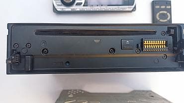 nokia 1100: Продаю магнитофон SONY оригинал в автомобиль размер 1-дин.MP-3.AUX в — 5