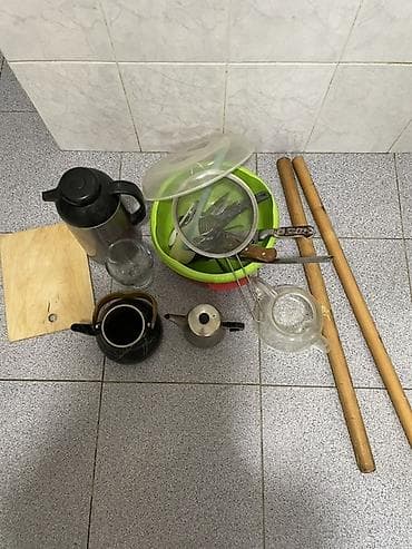 аксессуары для кухни: Отдам даром Набор кухонной утвари и аксессуаров Состав: - — 2