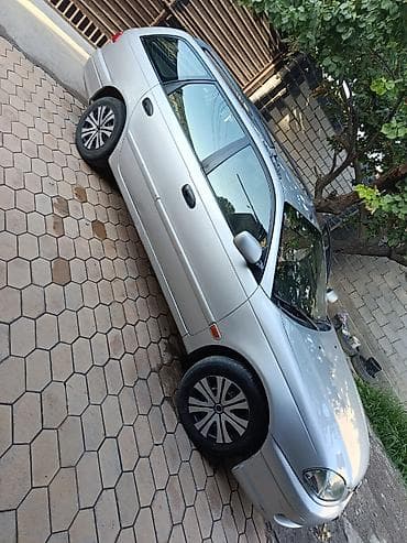 byd e9: Toyota Avensis: 2001 г., 1.8 л, Механика, Бензин, Универсал — 3