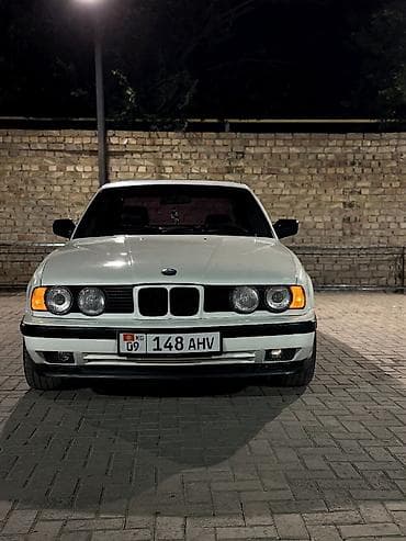 bmw g01: BMW 540: 1993 г., 4.4 л, Механика, Бензин, Седан — 1