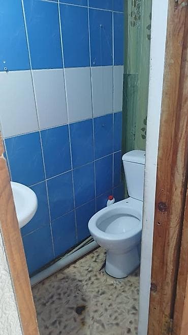 Квартиры: В частном доме,Сдаётся одна большая комната для семьи, без — 3