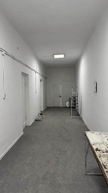 работа офисе: Сдаётся в аренду помещение под офис/студию/мастерскую. Адрес — 2