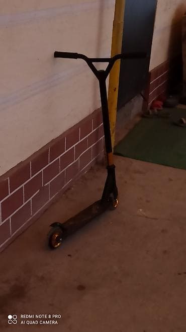 Спорт жана эс алуу: Самокат, Трюк, Колдонулган, Өзү алып кетүү — 1