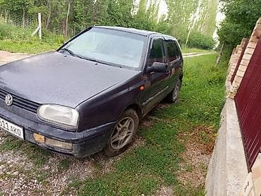 Унаа сатуу: Volkswagen Golf: 1997 г., 1.8 л, Кол менен иштөөчү, Бензин, Хетчбек — 1
