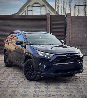Toyota RAV4: 2020 г., 2.5 л, Вариатор, Гибрид, Кроссовер