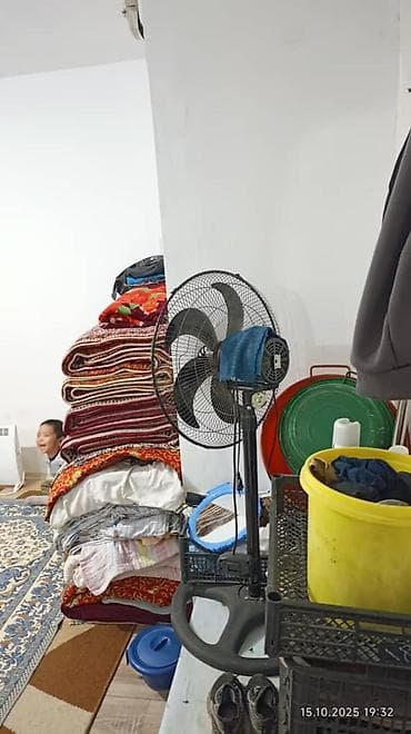 сдам комнату с хозяйкой: 1 комната, 13 м², Гостиничный тип, 1 этаж, Косметический ремонт — 2