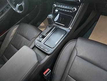 Hyundai Grandeur: 2019 г., Автомат, Бензин, Седан — 8