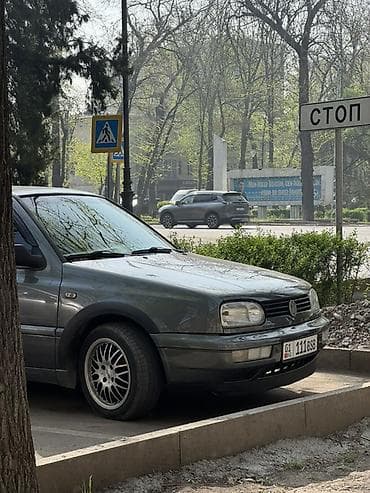 360: Volkswagen Golf: 1996 г., 1.8 л, Механика, Бензин, Хэтчбэк — 8