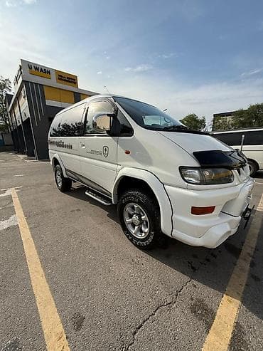 авто на метал: Mitsubishi Delica: 2001 г., 3 л, Автомат, Газ, Внедорожник — 4
