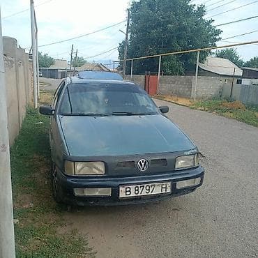 сидения на пасат уневесал б 3: Volkswagen Passat: 1989 г., Седан — 1