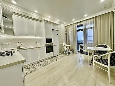 osh flats: 2 комнаты, 73 м², Элитка, 10 этаж, Евроремонт — 1