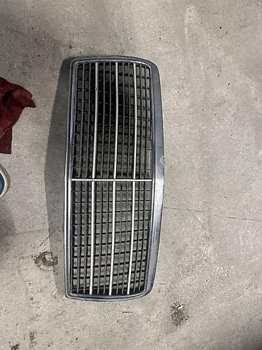 мерс 210 2 7: Решетка радиатора Mercedes-Benz — 1
