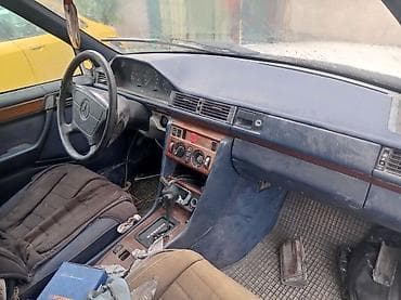 акп 124: Mercedes-Benz 190: 1994 г., Автомат, Седан — 8