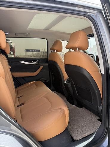 tesla model x: Электрический кроссовер (5 дверей), цвет серый металлик. Ключевые — 8