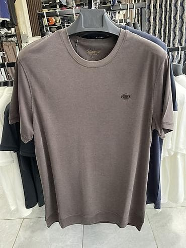 кепка докер женская: Мужская базовая футболка Caporicco🇹🇷🇹🇷 - Классический крой с круглым — 1