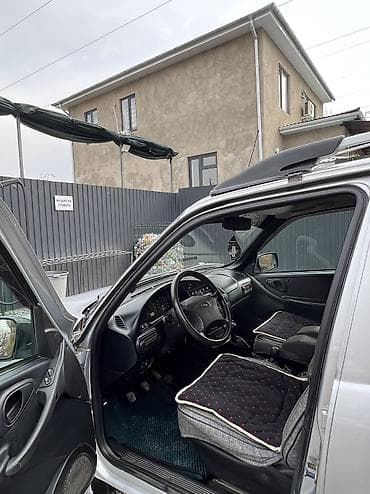 торпеда на ниву: Chevrolet Niva: 2008 г., 1.7 л, Механика, Бензин, Внедорожник — 3