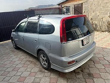 на мото: Honda Stream: 2002 г., Минивэн — 3