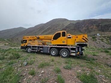 чехол для xs: Автокран, XCMG, 2020 г., от 30 м — 2