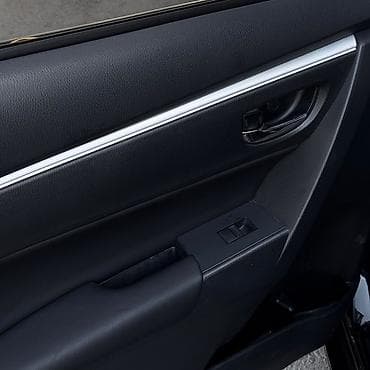 срочное: Toyota Levin: 2020 г., Автомат, Электромобиль, Седан — 9