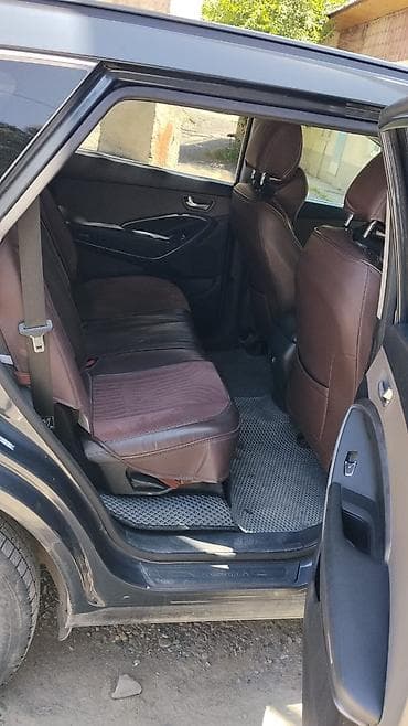 deepal so7: Hyundai Santa Fe: 2017 г., 3.3 л, Автомат, Бензин, Кроссовер — 6