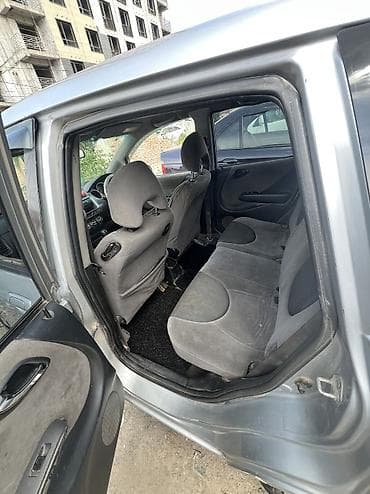 багаж фит: Honda Fit: 2002 г., 1.3 л, Вариатор, Бензин, Хэтчбэк — 8