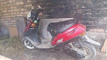 мотор на мотоцикл: Тип скутера Honda, 100 куб. см, Бензин — 1