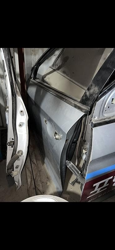 задний ряд сидений: Дверь Комплект Hyundai, Б/у, Оригинал — 4