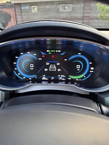 эмблема: Geely : 2022 г., Электромобиль, Седан — 9