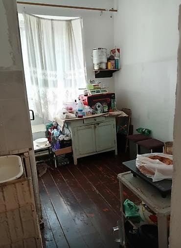 2 комнаты, 4 м², 105 серия, 1 этаж, Косметический ремонт