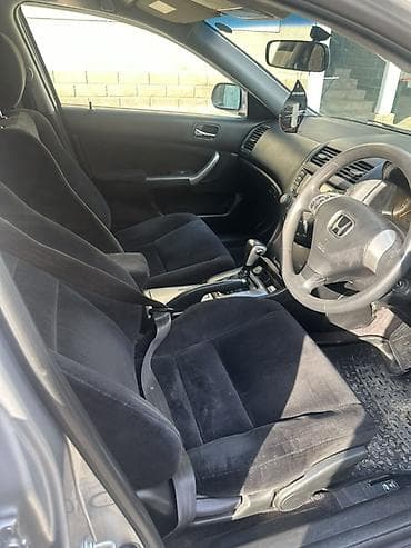 Транспорт: Honda Accord: 2005 г., 2 л, Автомат, Бензин, Седан — 5