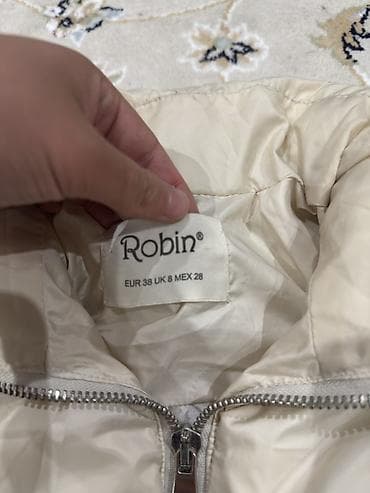 Женская одежда: Стеганый женский жилет Robin - Цвет: молочный/кремовый - Размер на — 2