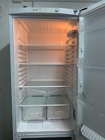 nokia c6: Холодильник Indesit, Б/у, Двухкамерный, De frost (капельный), 60 * 195 * 60 — 3