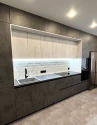 современная кухонная мебель для маленькой кухни: Мебель на заказ, Кухня, Кухонный гарнитур — 23