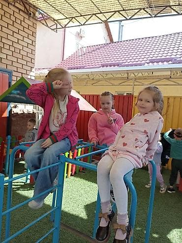 стол для чтения: Детские развивающие занятия и подготовка к школе - Небольшие группы — 9