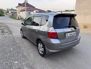 Honda Fit: 2005 г., 1.5 л, Вариатор, Бензин, Хетчбек — 2