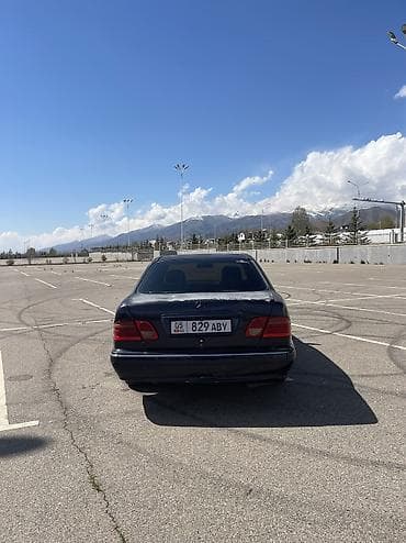 гибрид машины: Mercedes-Benz E-Class: 2002 г., Автомат, Бензин, Седан — 6
