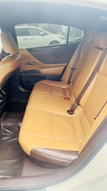 corolla e150: Lexus ES: 2019 г., 2.5 л, Автомат, Гибрид, Седан — 7